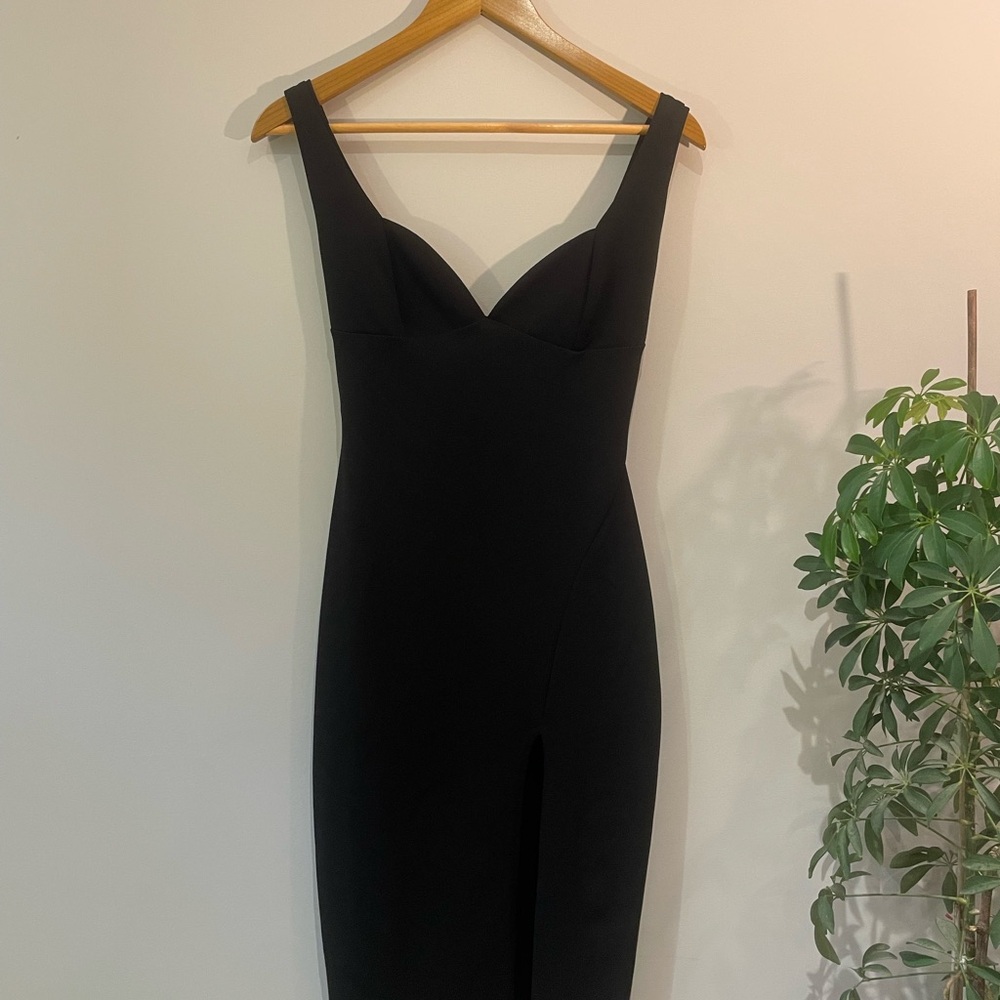 NASTY GAL Black Sleeveless Midi Dress with Sweetheart Neckline
